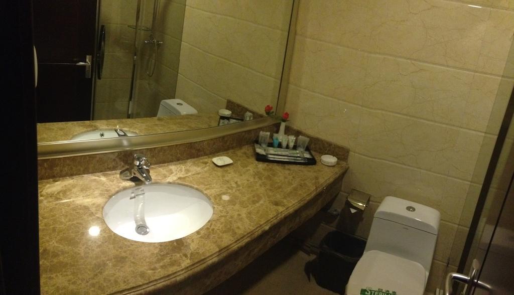Gan Jin Hotel Tiencsin Kültér fotó